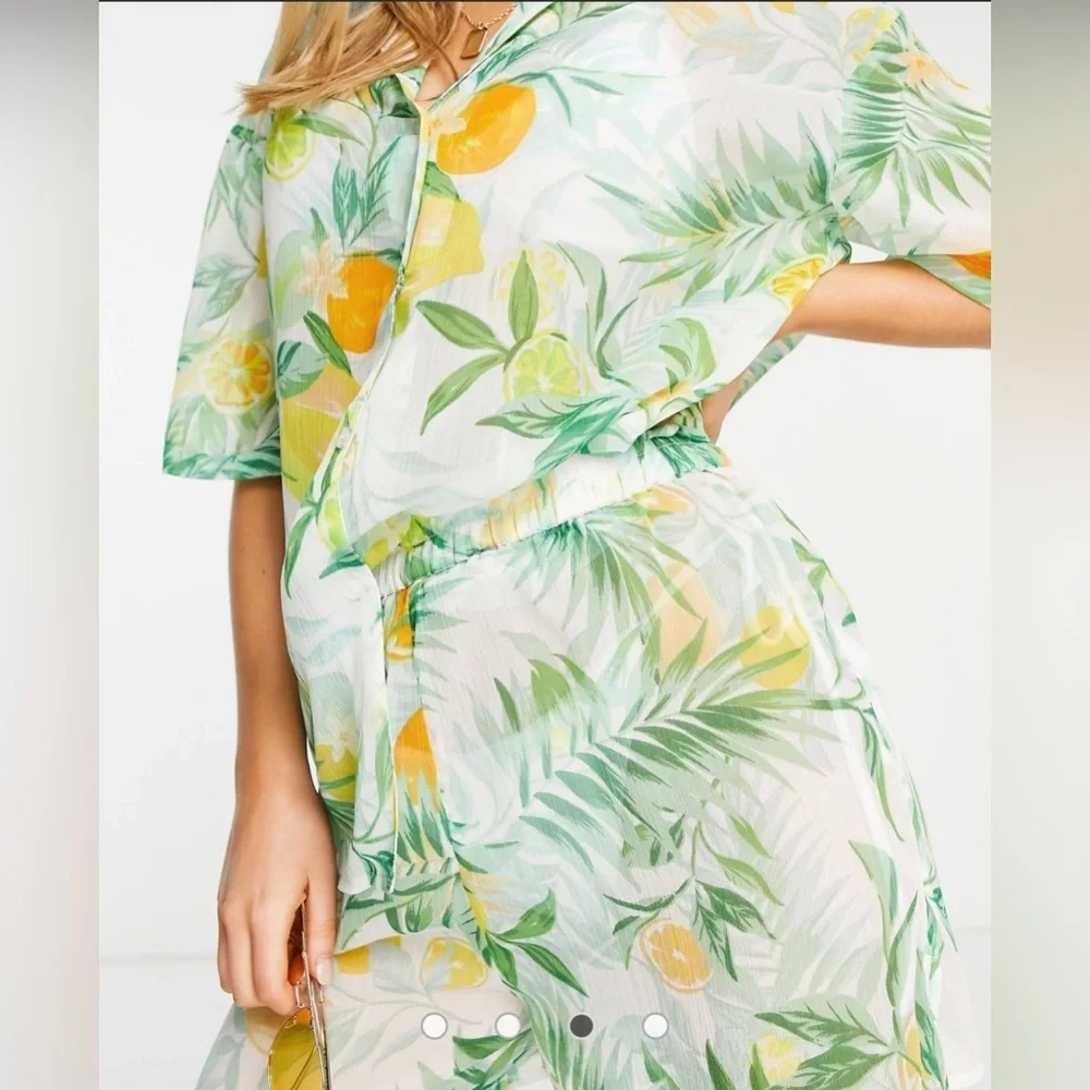 Topshop brighten your